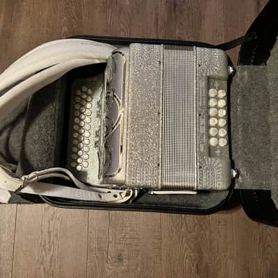 Dino Baffetti Latino III S 2021 - Metallic Silver image 10