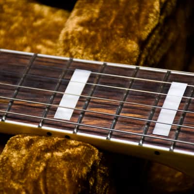 Fender FSR Made in Japan Traditional 60s Jaguar Guitar 2024-25 - Lake Placid Blue Metallic image 7