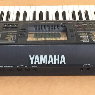 Yamaha  PSR-530 XG Synthesizer Arranger Piano Keyboard image 4