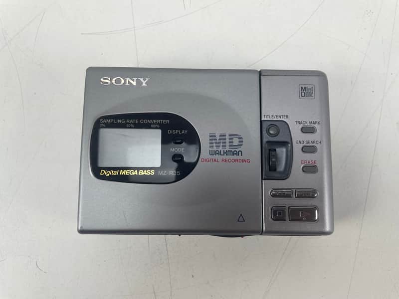 Sony - MZ-R35 - MiniDisc Walkman - Inc. Sleeve/Charger/2-Batteries image 1