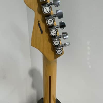 Fender GC USA Pro Stratocaster® HSS, Maple Fingerboard 2015 - Olympic White image 6
