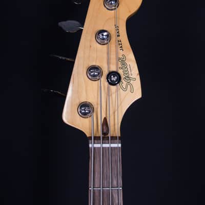 Squier Classic Vibe 60s Jazz Bass, Laurel FB, Tahitian Coral image 9