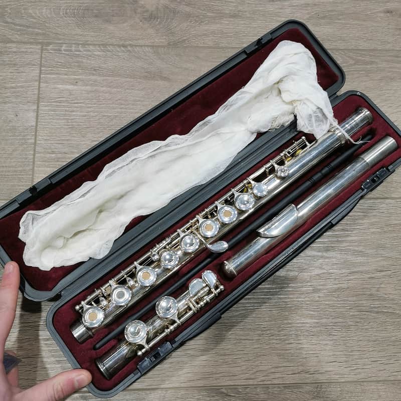 Yamaha Transverse Flute - Chrome image 1