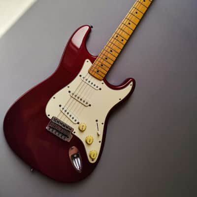 Fender MIM Stratocaster with Maple Fretboard 1996 - 2000 - Candy Apple Red image 6