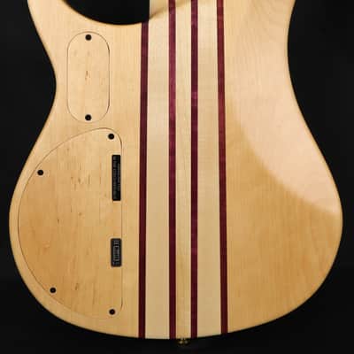 Peavey Cirrus Quilt Top Natural 4-String Electric Bass Guitar w/OHSC image 9