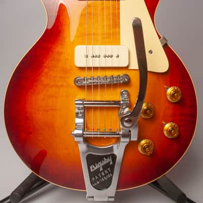 *** Gibson Custom Shop Les Paul Standard '56 Reissue 2022 - Vintage Sunburst with Bigsby A Gentleman's Les Paul image 3