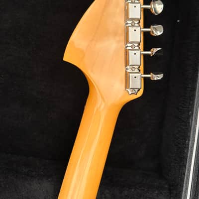 Fender Mustang MG-69 Skystang 1 Kurt Cobain specs image 9