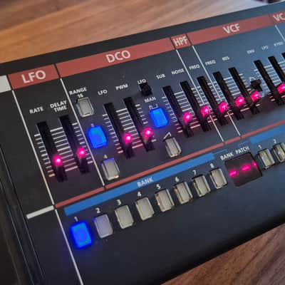 Roland JU-06 Boutique Series Digital Synthesizer Sound Module