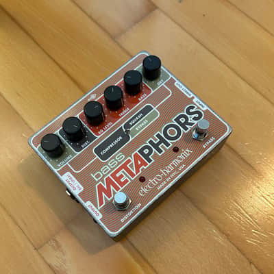 Electro-Harmonix Bass Metaphors Preamp / EQ / Comp 2008 - 2019 - Red image 2