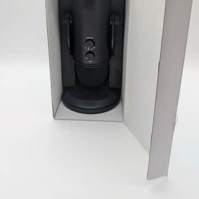Blue Yeti Blackout image 6