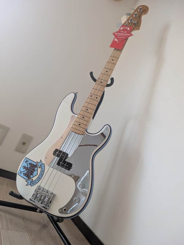 Fender Steve Harris Artist Series Signature Precision Bass