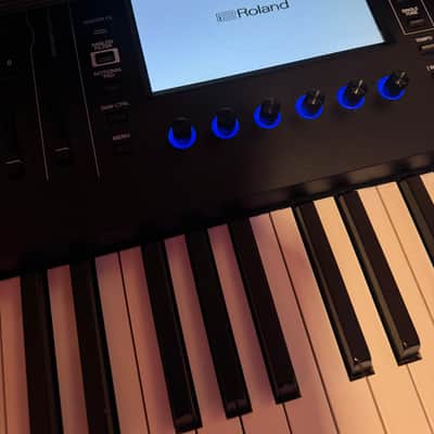 Roland Fantom 8 EX 88-Key Workstation Keyboard 2024 - Present - Black image 2