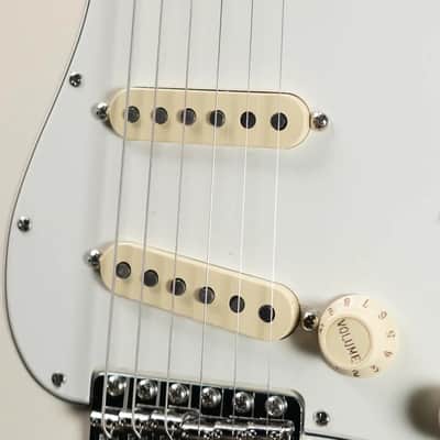 Fender Limited Edition American Vintage II '73 Stratocaster Electric Guitar - Olympic White with Hardshell Case image 10