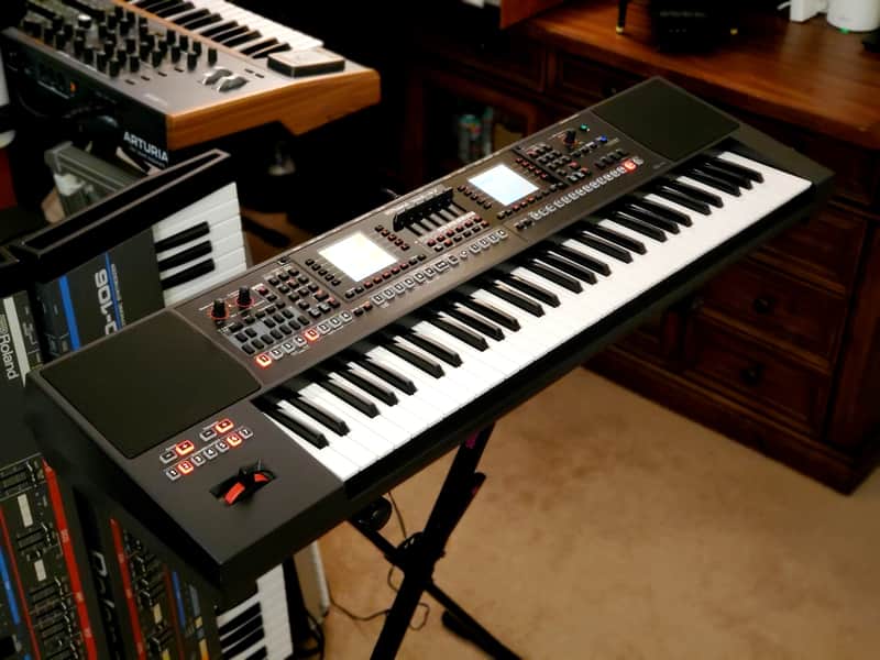 MUST SEE!!! ROLAND EA7 EXPANDABLE ORIENTAL ARRANGER WORKSTATION IN AMAZING CONDITION! image 1