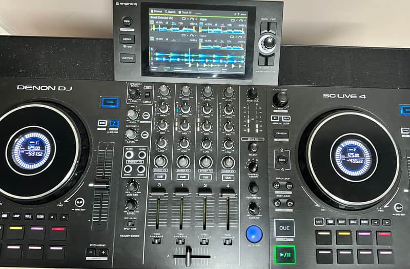 Denon DJ SC LIVE 4 Standalone DJ System image 1