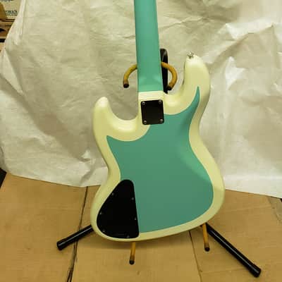 Warmoth Jazz Bass -- Surf Green and Cream image 7