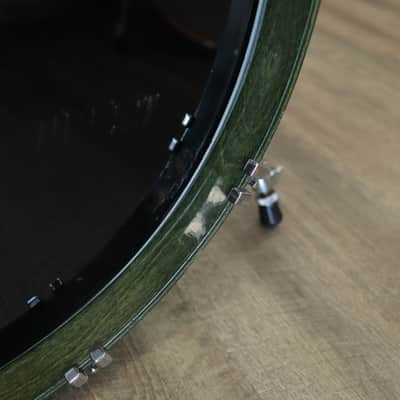 Pre-Owned Ludwig Classic Maple 3-PC Shell Pack 14/16/24 (Green Lacquer) imagen 10