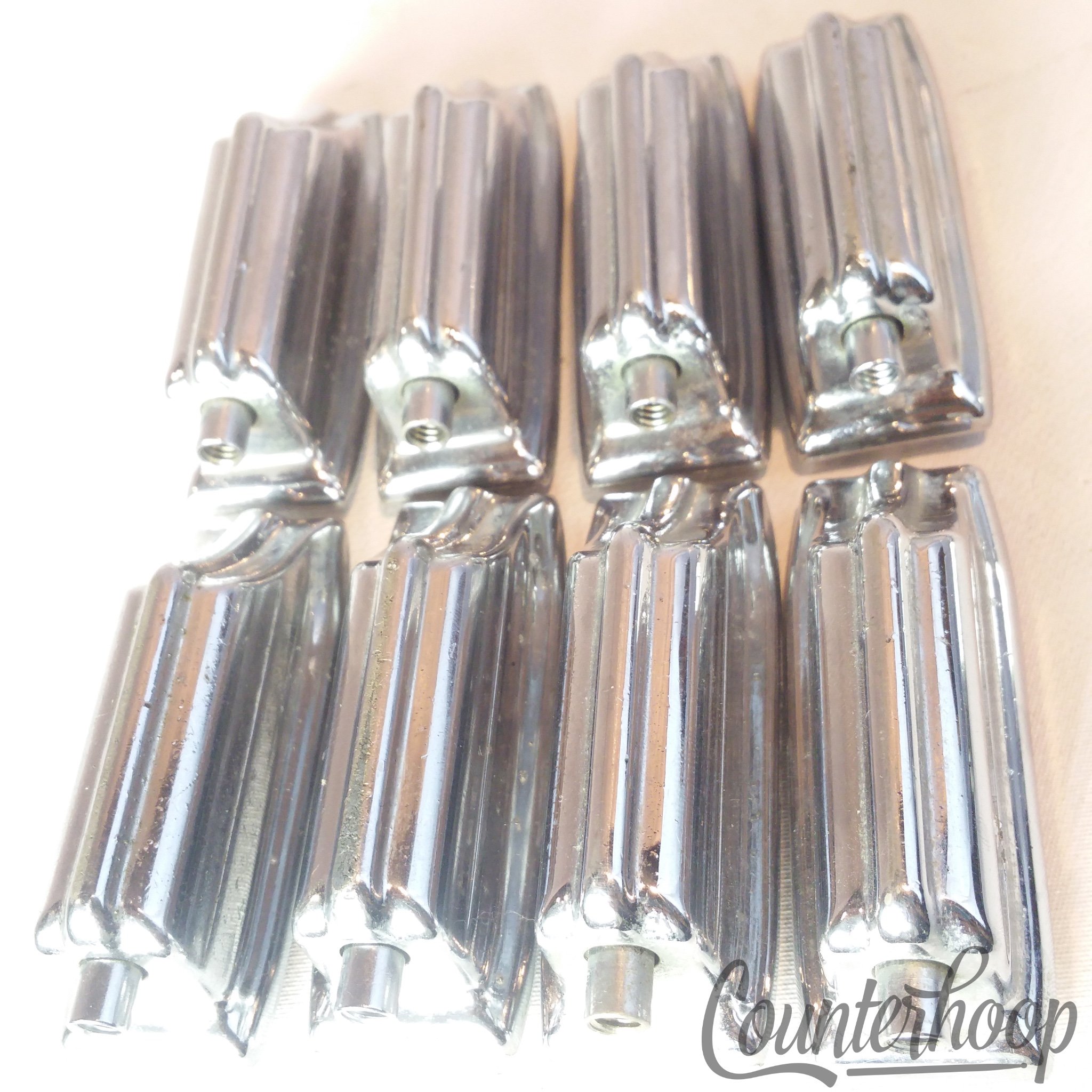 Rogers 8x Beavertail Bass Drum Lugs Chrome Cleveland/Dayton Vintage 60s Holiday - Fair / 6.95/24.95 — main photograph