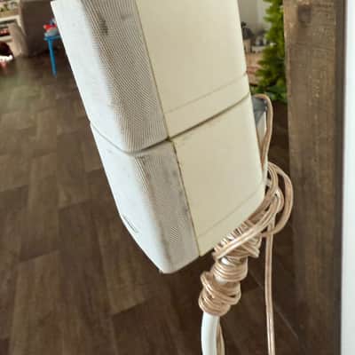 Bose Acoustimass 5 Series III speaker system 2000's white image 9
