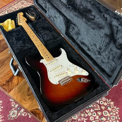 Fender American Standard Stratocaster MN 3-Color Sunburst - 60th Anniversary - incl. Case image 25