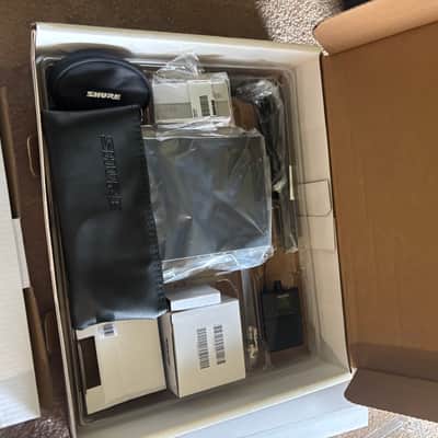 Shure Shure PSM300 P3TRA215CL Wireless In-ear Stereo Personal Monitor System - G20 Band 2025 image 2