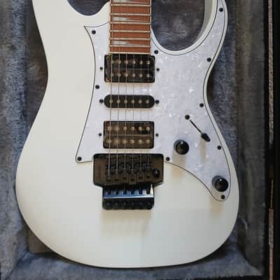 Ibanez RG450DXB-WH Standard with Jatoba Fretboard 2018 - Present - White image 2