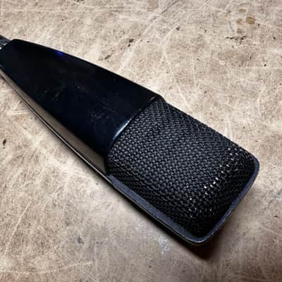 Sennheiser MD 421-U5 Cardioid Dynamic Microphone - Nice! image 1