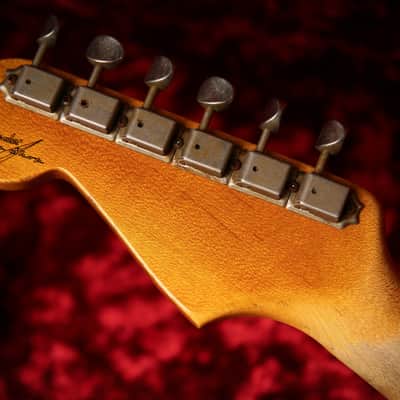 Fender USA Custom Shop 54' Stratocaster Heavy Relic Two Colour Sunburst image 9