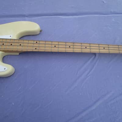 Fender Squier Precision Bass with Maple board 1995 Arctic White Korea image 6