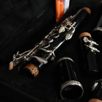 *USED* Bundy Resonite Clarinet image 5