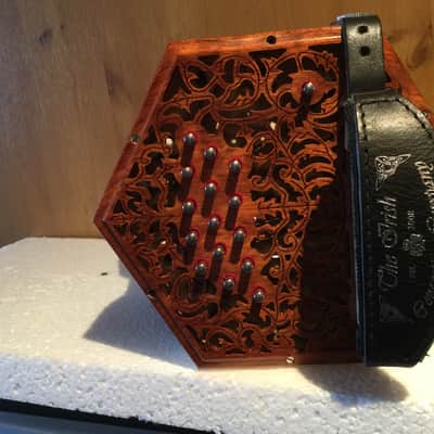 The Eirú Concertina by The Irish Concertina Company image 3