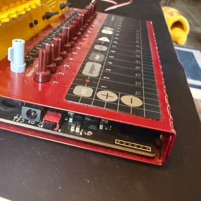 Teenage Engineering 400 Modular & Pocket Operator 16 Modular Sequencer/KB image 6