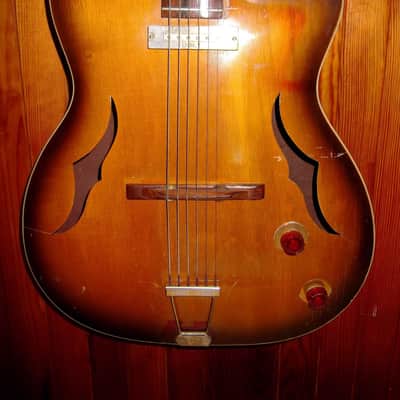 Di Mauro Gipsy/Manouche Jazz with magnetique pickup 1950-60s - Sunburst image 4