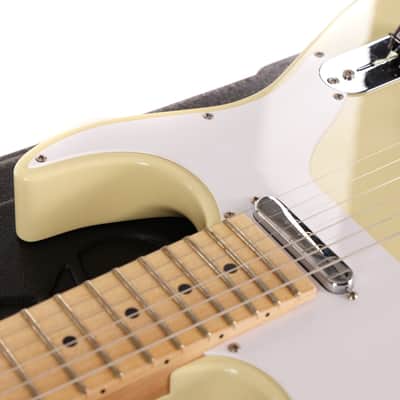 Charvel Custom Shop Dinky 2SC Masterbuilt Red Dave NicholsVintage White 2025 image 12