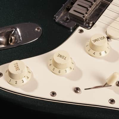 Fender Strat Plus Deluxe with Rosewood Fretboard 1989 - Gun Metal Blue image 4