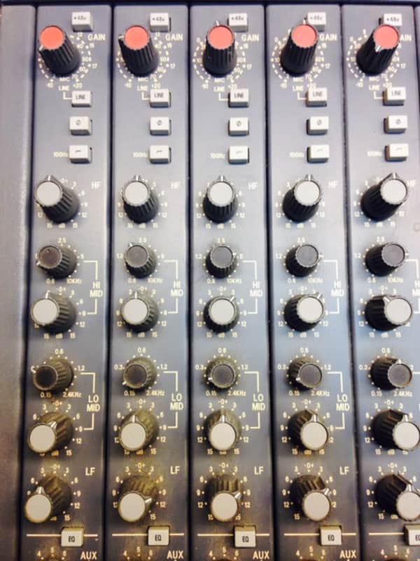 Soundcraft Delta 200 - Instruments de musique