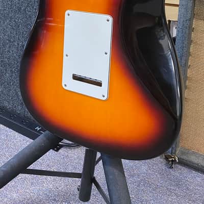 Used 1994 Fender 40th Anniversary American Standard Stratocaster with Rosewood Fretboard image 9