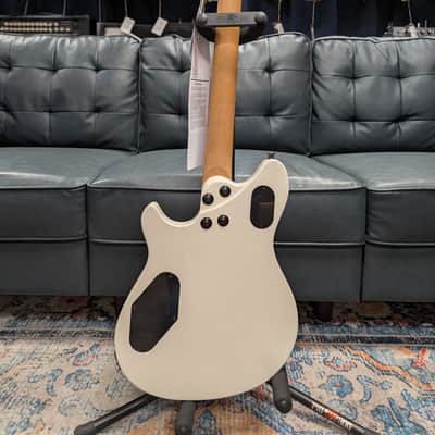 EVH Wolfgang Special TOM 2025 - Present - Husk White image 15