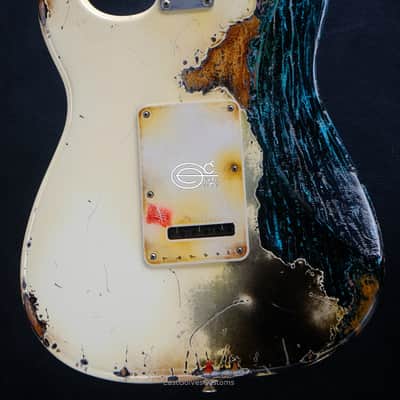 Fender Stratocaster Vintage White over Blue Zebra Heavy Aged Relic image 4