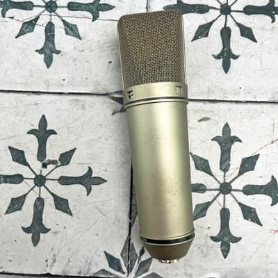 Neumann U 87 Ai Large Diaphragm Multipattern Condenser Microphone image 3