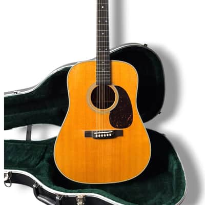 Martin Standard Series D-28 2022 B stock image 1