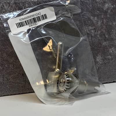 Hipshot HB6 USA Ultralite® Bass Tuning Machine 3/8" - Chrome / Clover Key / Bass Side image 1