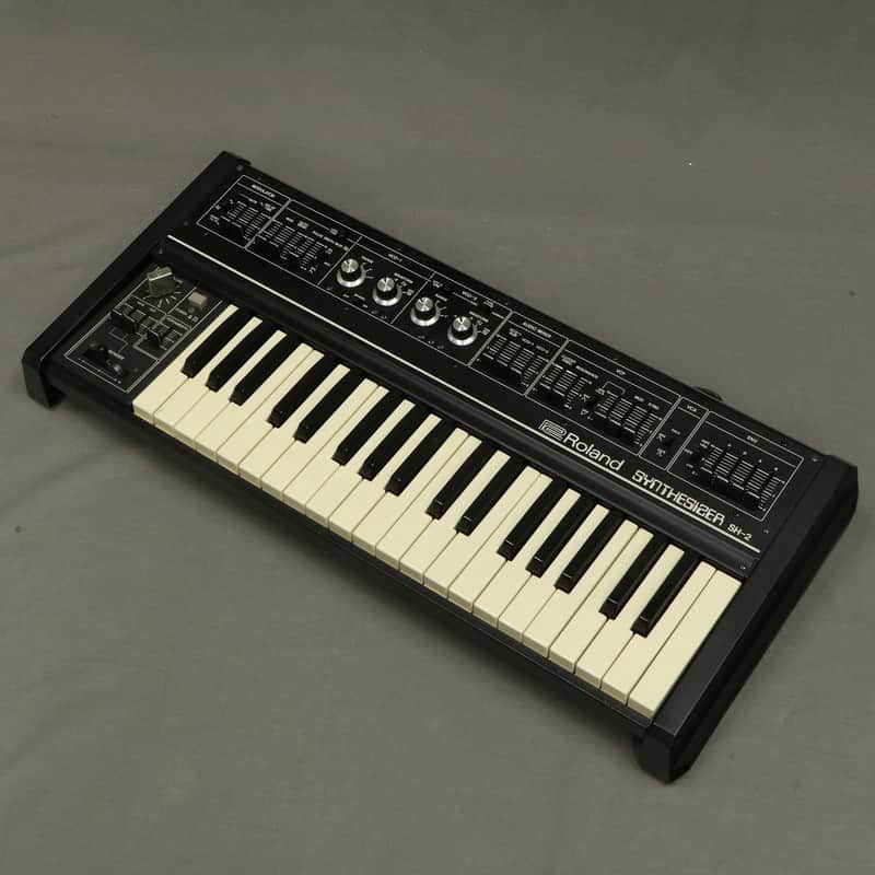 Roland Sh 2 [106845] (07/09) image 1