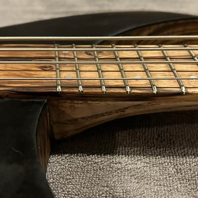 Flame Instruments Multiscale (fanned fret) Headless  Bass EMG TW image 12
