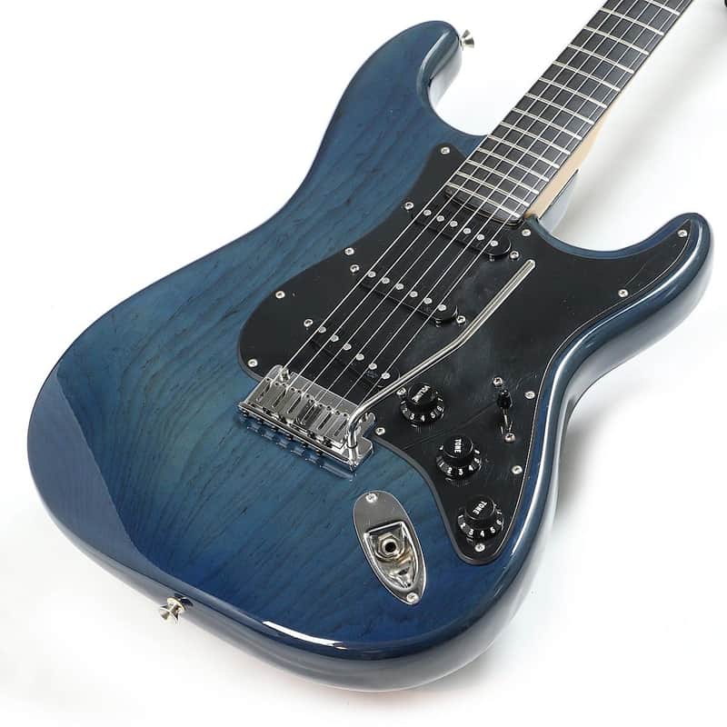 Fender FSR "Bad Boy Blue" American Deluxe Stratocaster image 2
