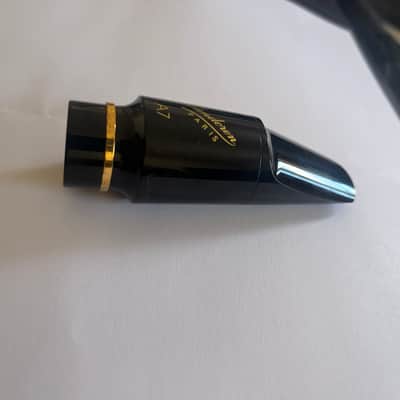 Vandoren SM813M V16 Series A7 Hard Rubber Alto Saxophone Mouthpiece - Medium Chamber 2010s - Black image 5