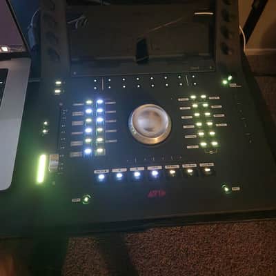 Avid Pro Tools Dock - Black image 1