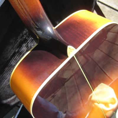 Alvarez 5237 1992 2 Tone Sunburst image 9
