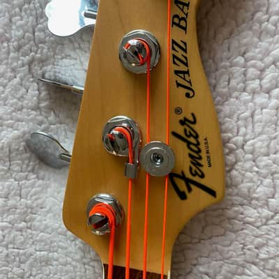 Fender American Deluxe Jazz Bass Rosewood Fretboard 2010 - 2016 - 3-Color Sunburst image 3
