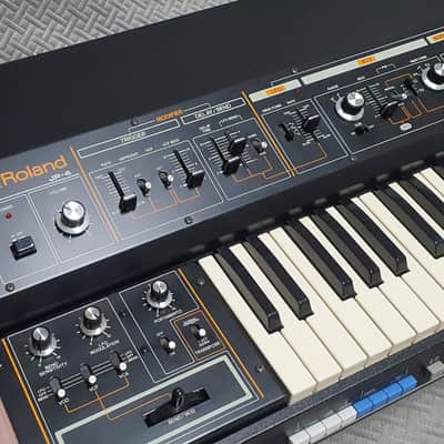 Roland Jupiter-4 ✅MIDI upgrade optional ✅ Legendary early Compunicator Synth ✅ Raw & Screaming 70s Analog Power ✅ Fully Checked & Cleaned ✅ Iconic Thick Chorus Engine ✅ Worldwide Shipping - Roland Jupiter 4 image 7